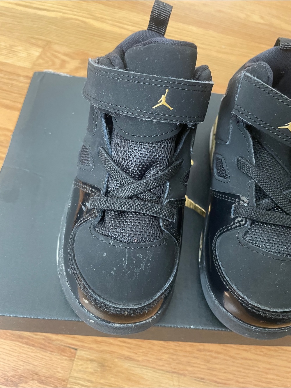 Jordan Kids Black and Gold Velcro Sneaker